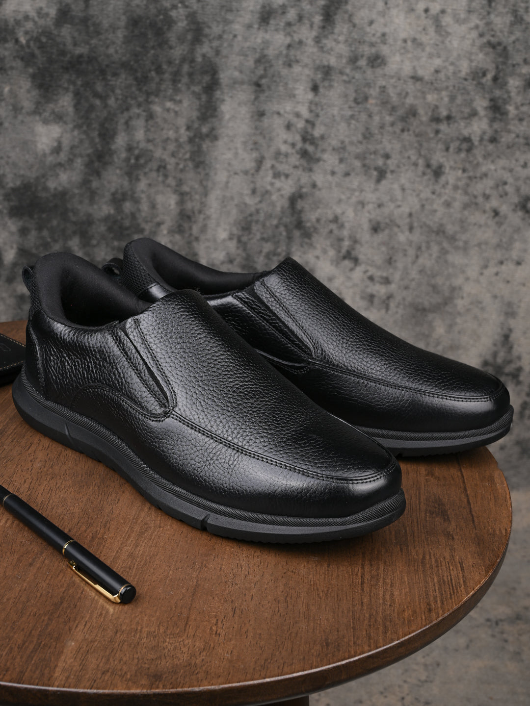 Hands-Free No Bend On-The-Go Sneakers | 12 Hours Comfort for Men | Vorth 19805 Black Leather Sneakers